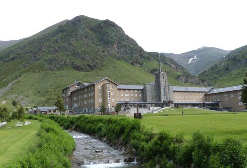 هتل Vall de Núria