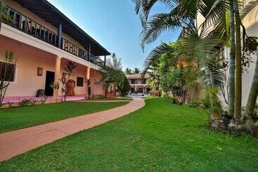 Amour Resort