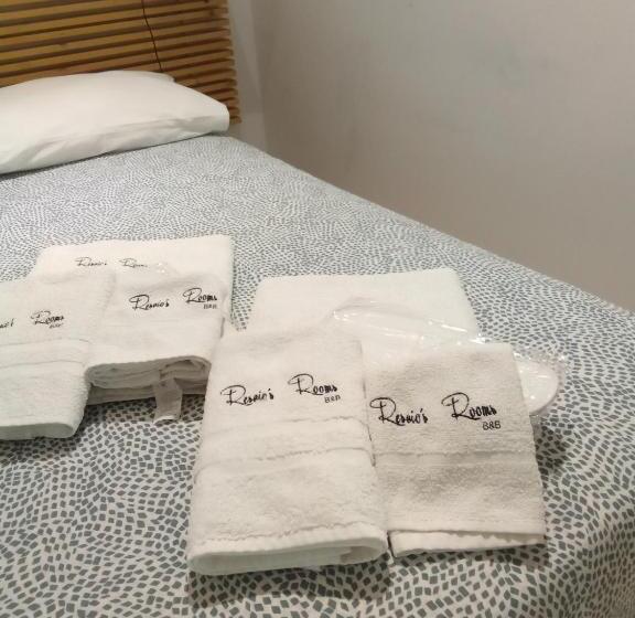 مبيت وإفطار Rescio's Rooms