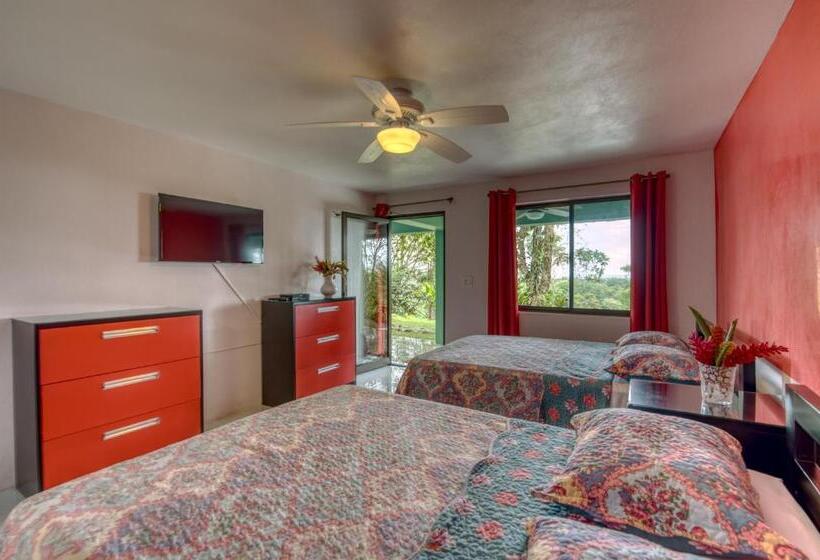 هتل Casa Conley Del Mar