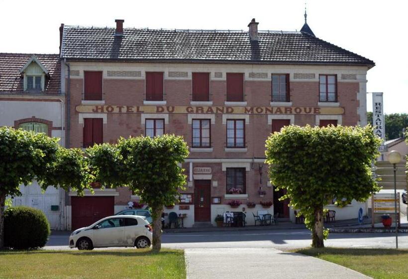 בית מלון כפרי Du Grand Monarque
