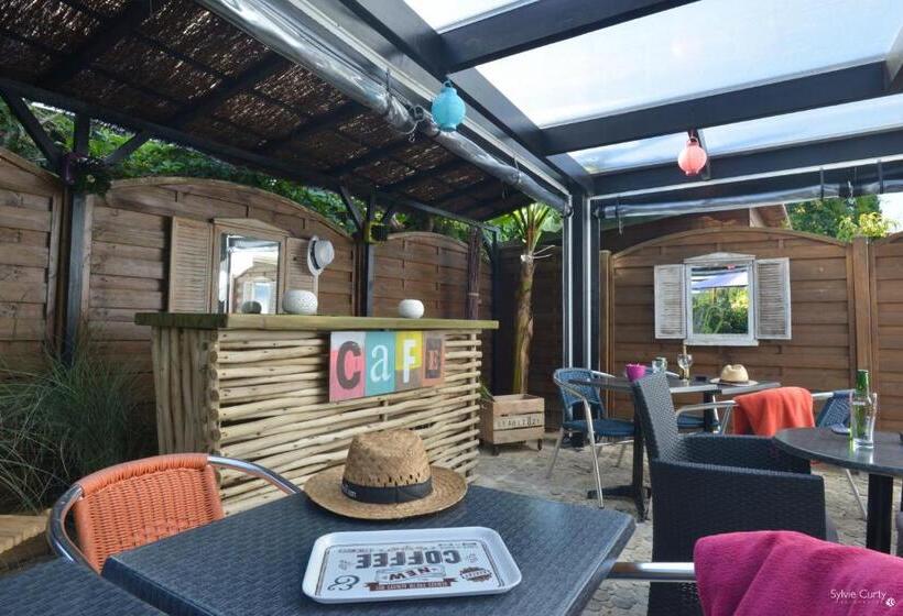 ホテル La Roseraie