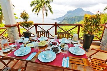 Noni S Resort