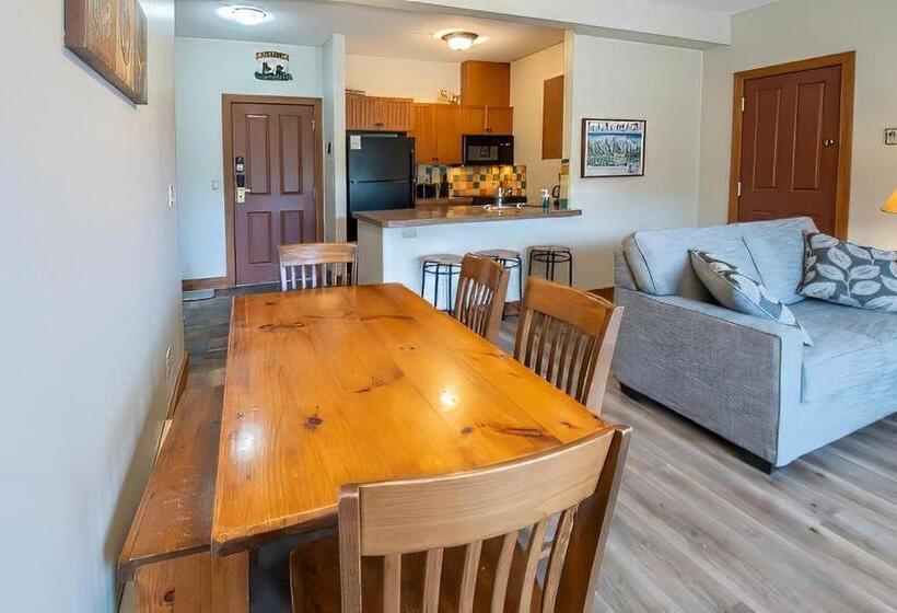 Курорт Timberline Lodges By Fernie Lodging Co