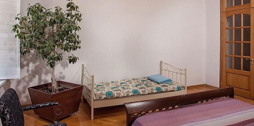 هاستل Esther House Hotel Museum