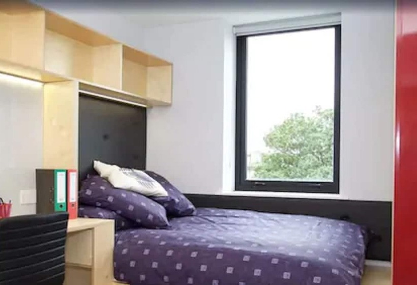 הוסטל Yugo Explore   Broadstone Hall