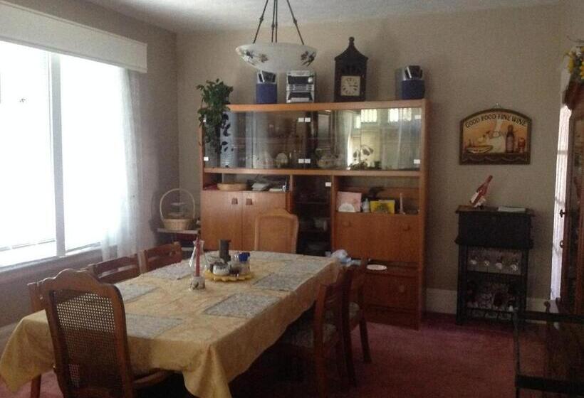 צימר 10th Avenue Guest House & Suites
