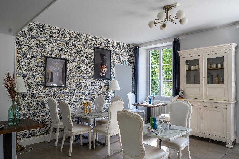 민박 Chateau Des Ayes   Chambres & Suites