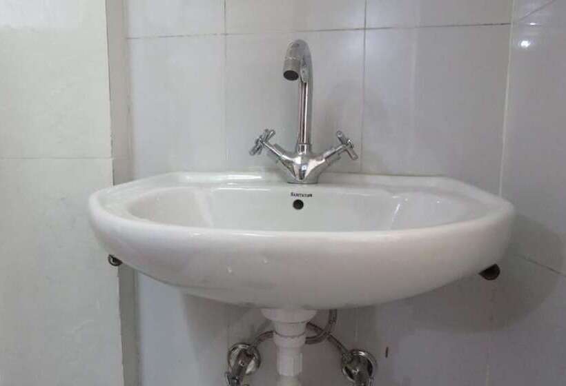 تختخواب و صبحانه Friend S Guest  House