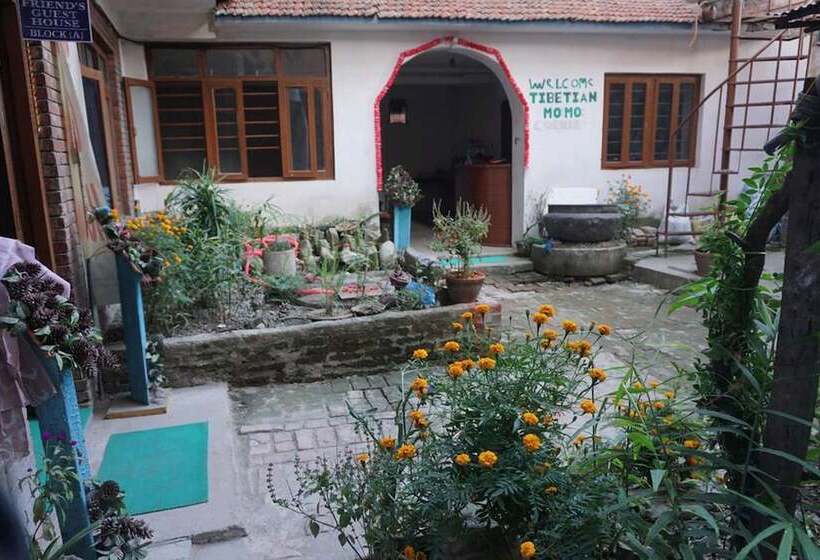 تختخواب و صبحانه Friend S Guest  House