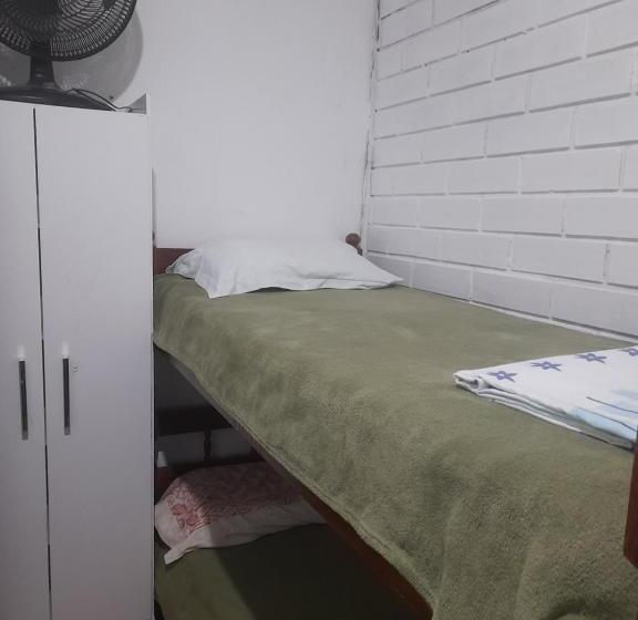 مبيت وإفطار Hostel Feel Home