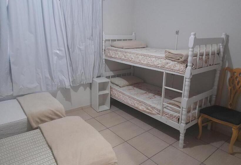 مبيت وإفطار Hostel Feel Home