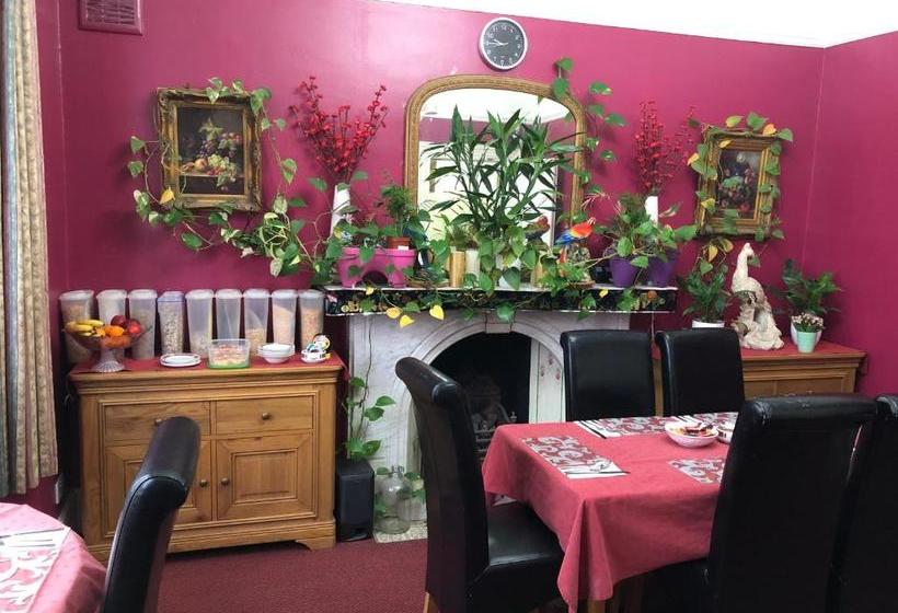 Bed and Breakfast St. James's Guest House