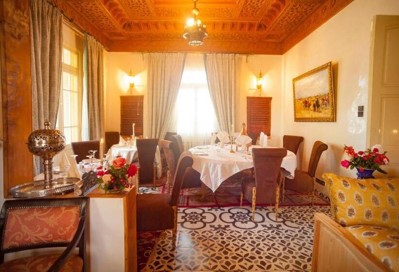 تختخواب و صبحانه Villa Pomme D'or