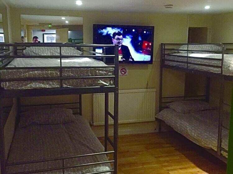 Bobby S Bunkhouse Hostel