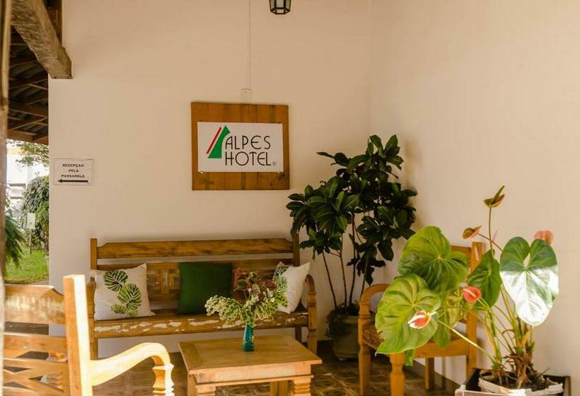 酒店 Alpes