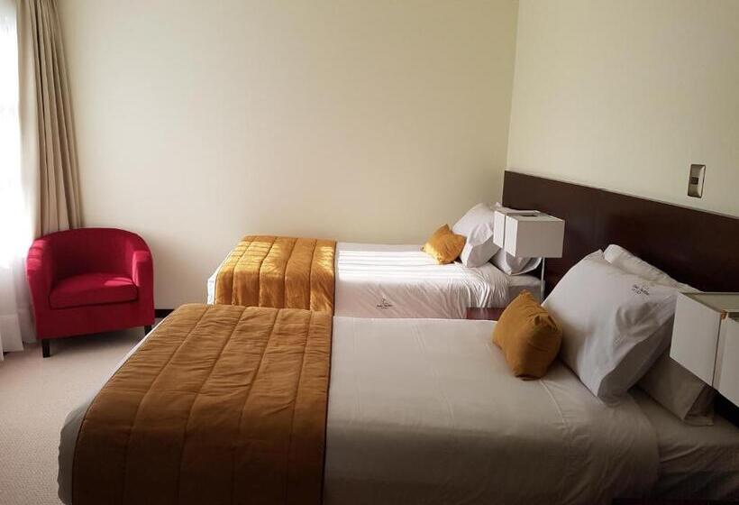 هتل Costa Pacifico Suite
