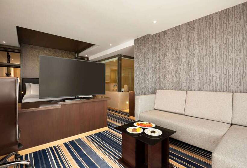 هتل Ramada By Wyndham Dehradun Chakrata Road