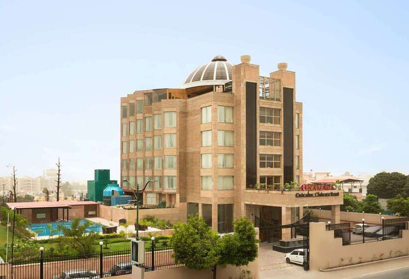 هتل Ramada By Wyndham Dehradun Chakrata Road