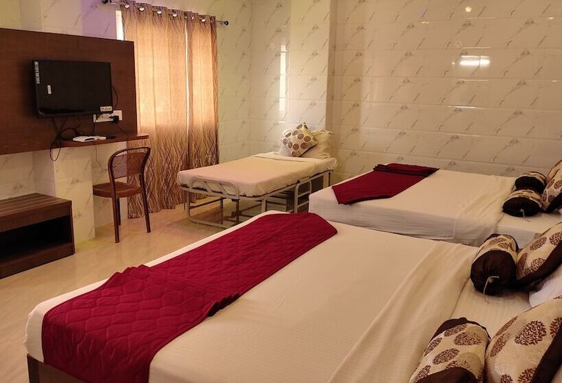 فندق Sri Maharaja Residency