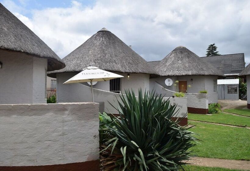 فندق صغير Graskop Family Retreat And Backpackers