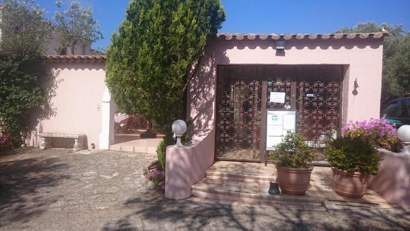 تختخواب و صبحانه Domaine De Foresta