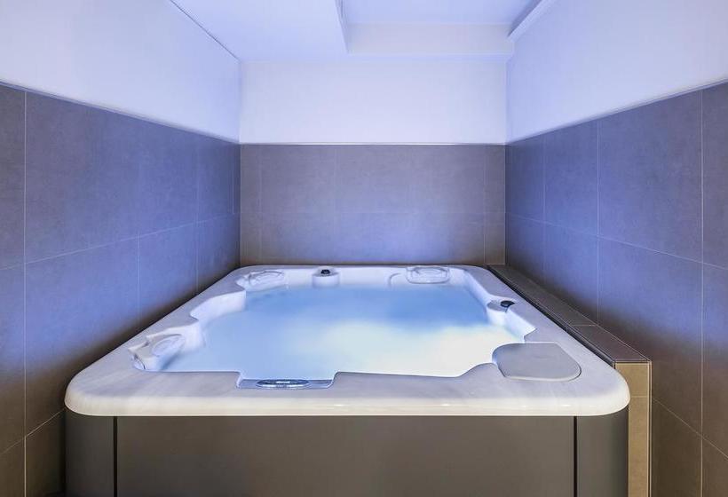 민박 Villa Gremì   Castiglione Falletto