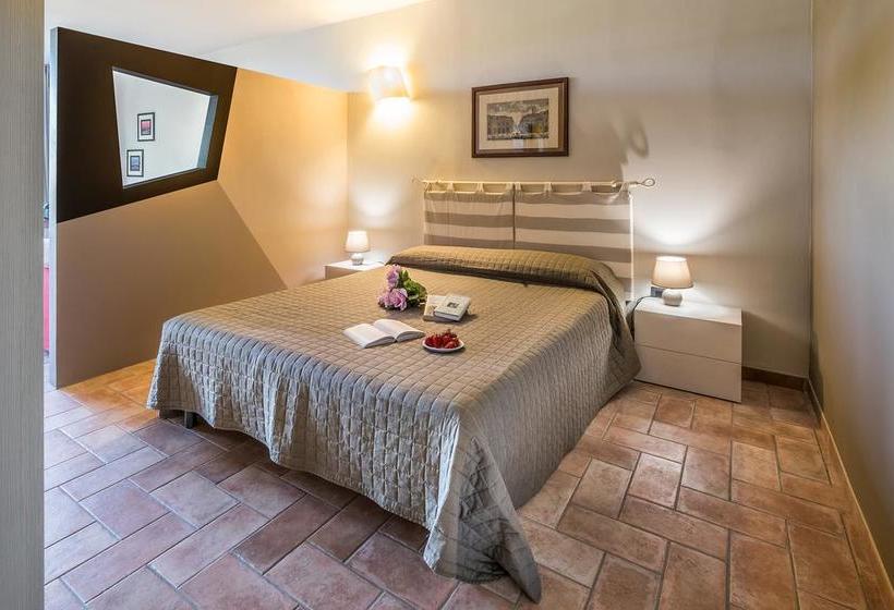 민박 Villa Gremì   Castiglione Falletto