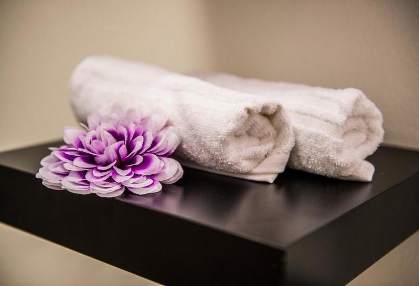 민박 Villa Gremì   Castiglione Falletto