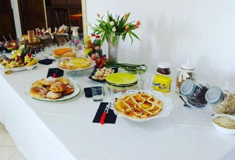 Elegance B&b
