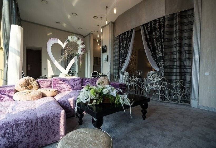 فندق Baden Baden