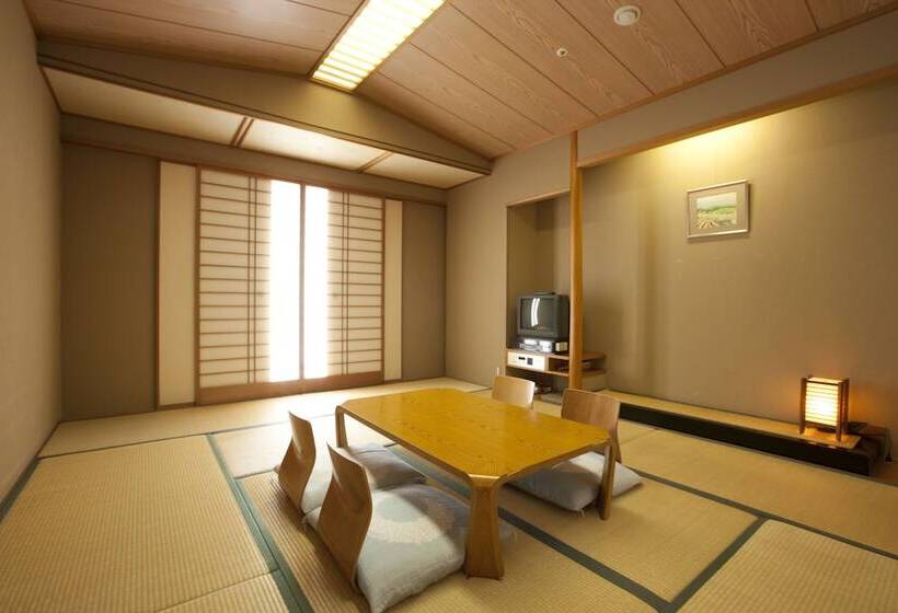 هتل Js Nichinan Resort