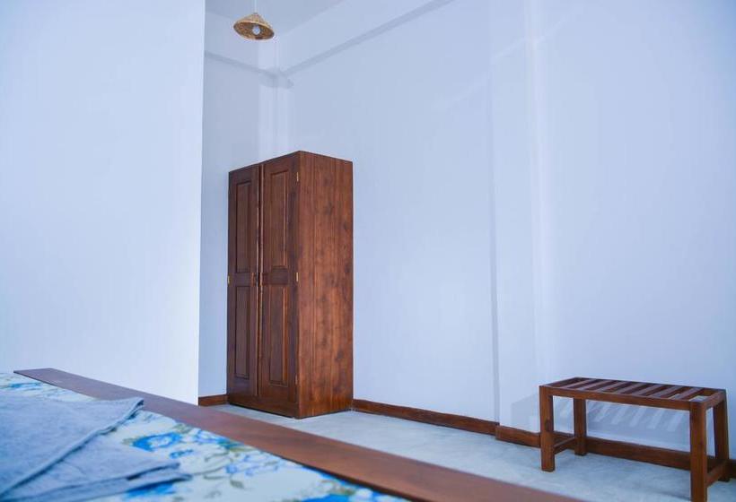 هتل Maison D Hotes Sanda Beach