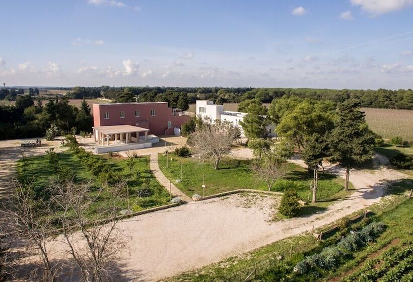 هتل Masseria Mongio Dell Elefante