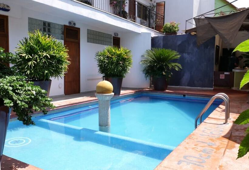 هتل Diamante Sayulita