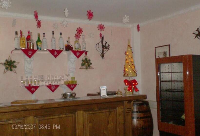 בית מלון כפרי Albergo Andromeda