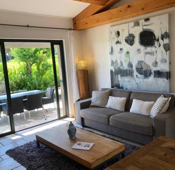 酒店 Auberge De L Oumède