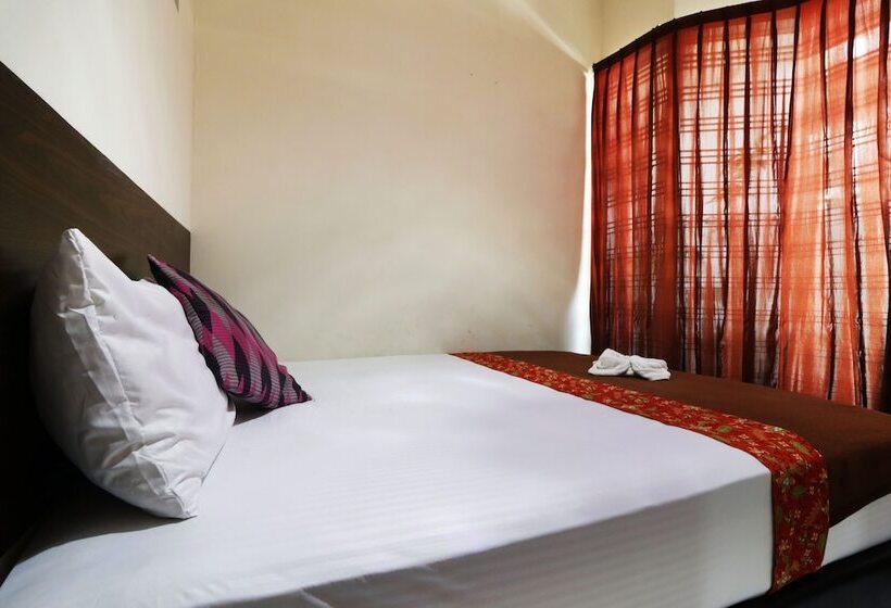 هتل Bantal Guling Pasar Baru