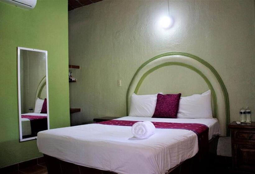 هتل Diamante Sayulita