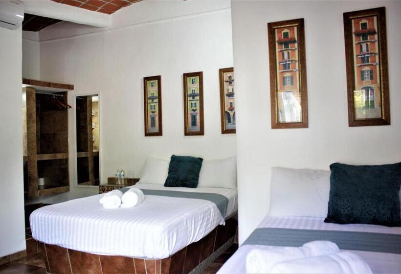 هتل Diamante Sayulita