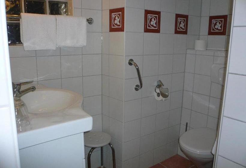 ホテル Mosel Landhaus B&b