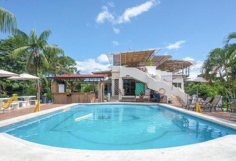 هتل Selina Manuel Antonio   Hostel