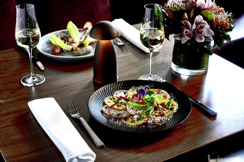 Fotos del hotel West  Sydney, Curio Collection By Hilton:  19