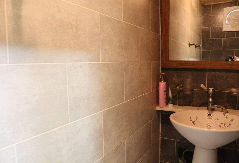 פנסיון Chiam Gotaek