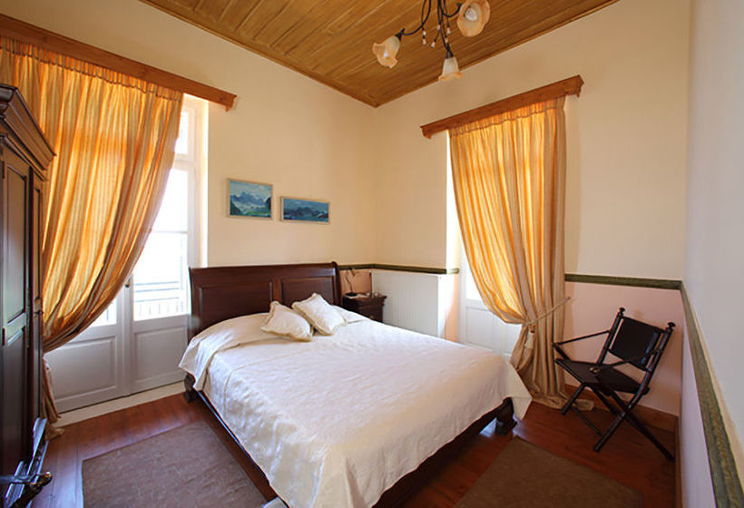 פנסיון Archontiko