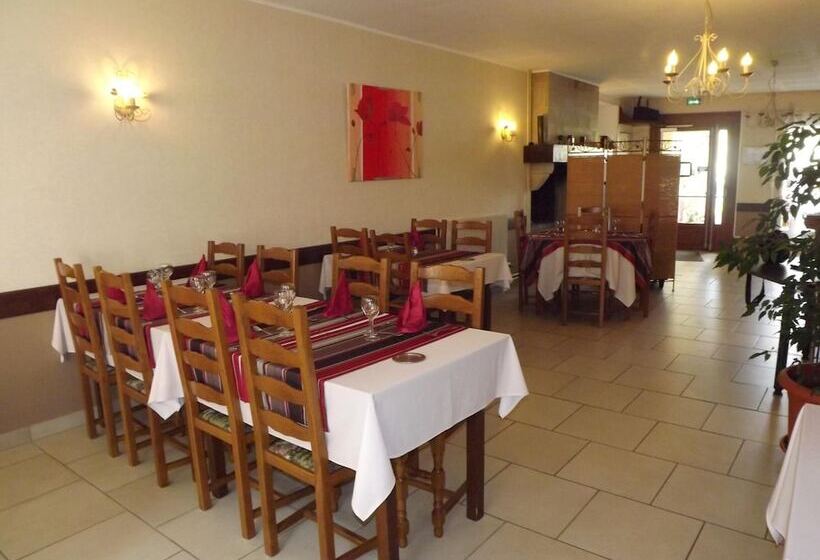 هاستل Auberge Du Cheval Blanc Logis