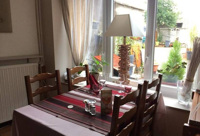 هاستل Auberge Du Cheval Blanc Logis