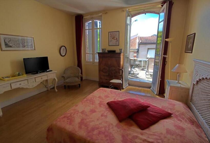 تختخواب و صبحانه Villa Bellevue
