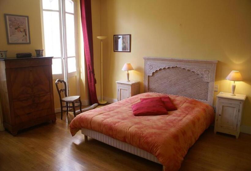 تختخواب و صبحانه Villa Bellevue