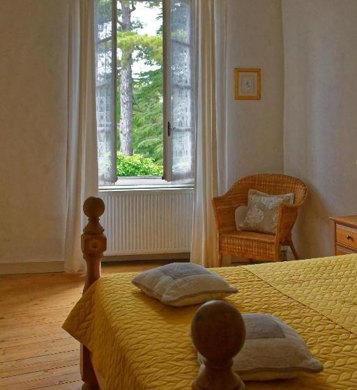 Bed and Breakfast Maison Rives Village Du Livre De Montolieu